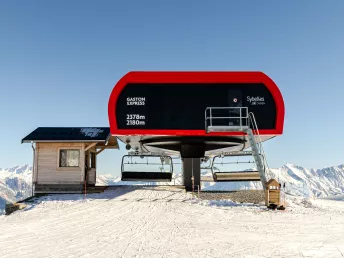 6-seater gondola lift "Gaston Express"